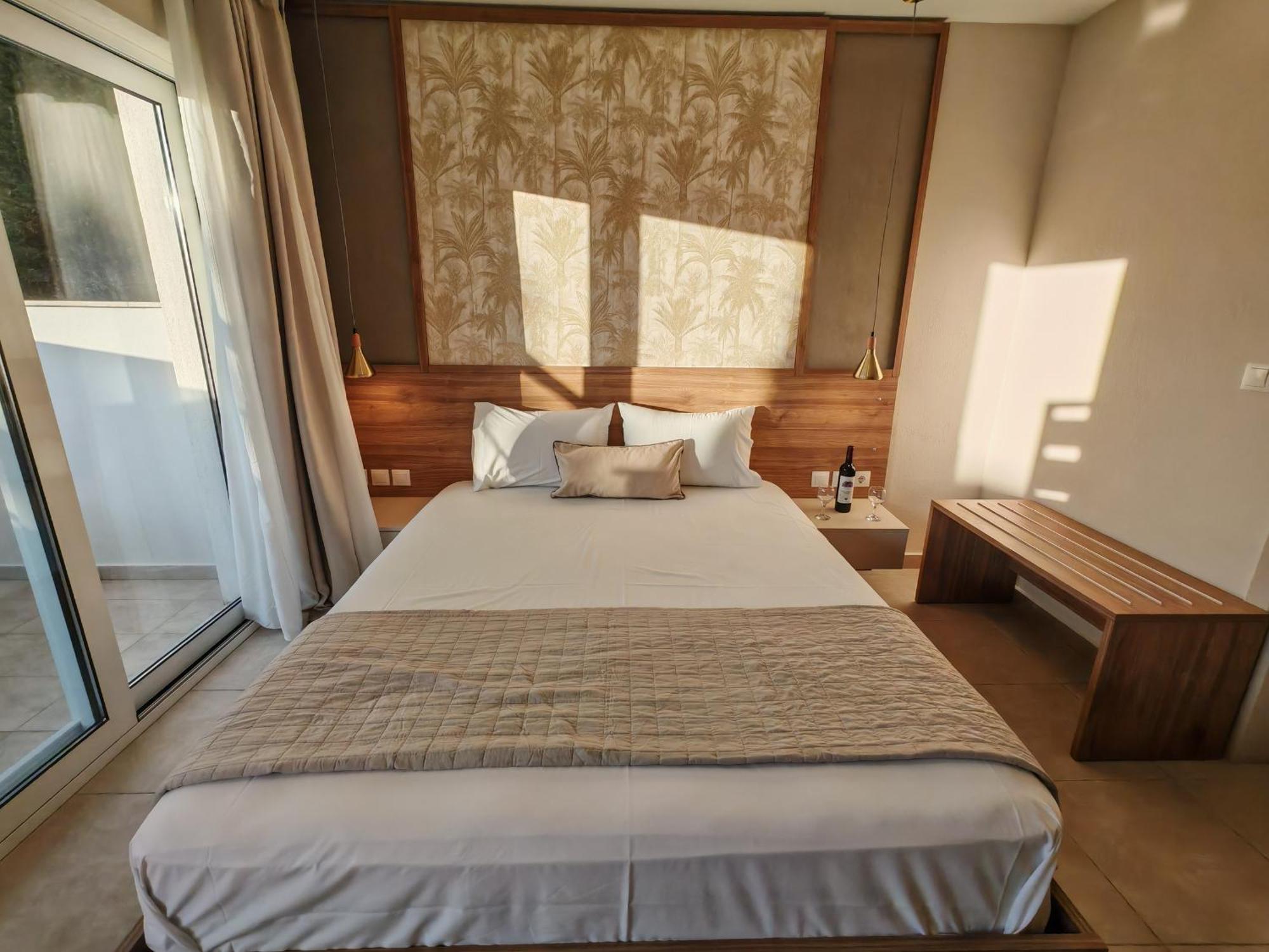 Astra Luxury 2*